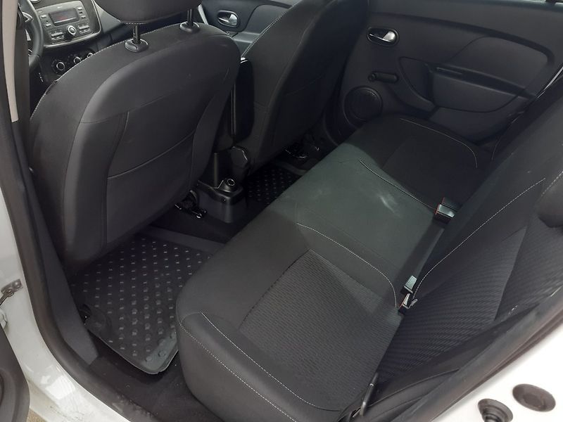 Dacia Logan (2018) 1.0 SCe ČR - fotka 15 z 24