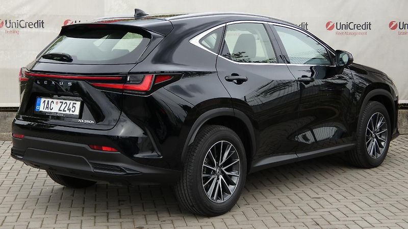 Lexus NX 350h 2.5 E-CVT Comfort Top - fotka 3 z 23