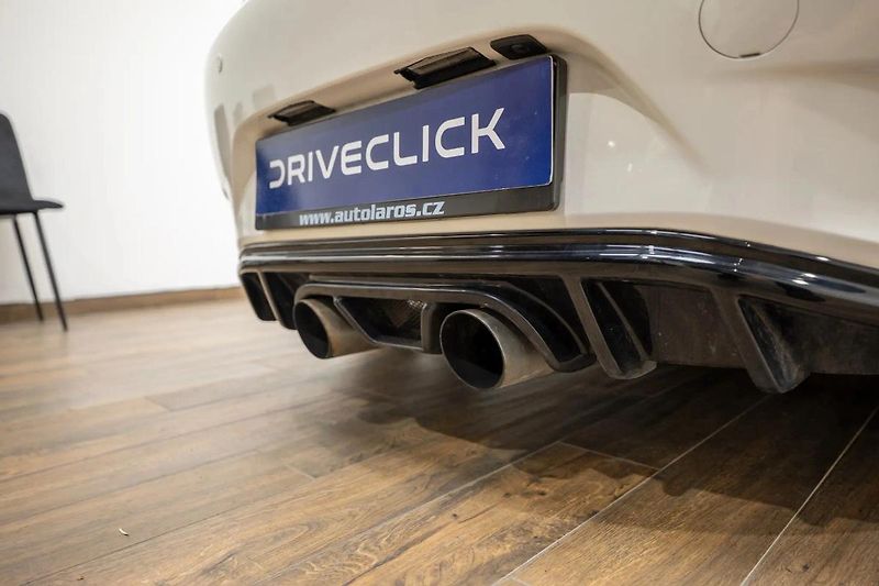 Mazda MX-5 2.0 118 kW RWD 6MT - fotka 22 z 29