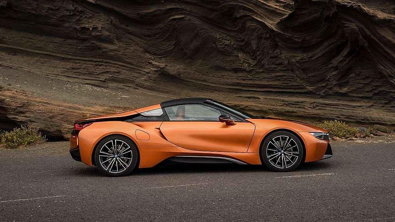 BMW i8 Roadster a i8 Coupé.