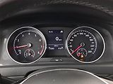 Volkswagen Golf (2018) 1.0 TSI, Tempomat - náhled 11