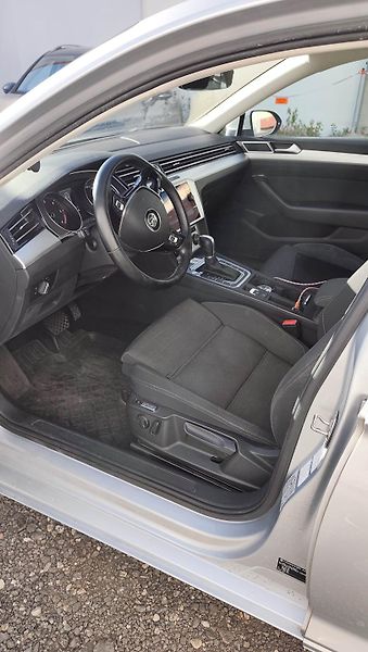 Volkswagen Passat (2019) Webasto-el.tažné-Matrix-Adapt. - fotka 27 z 37
