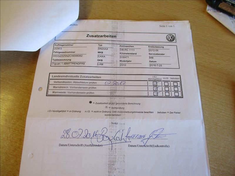 Volkswagen Tiguan 1,4 TSi, aut klima,serv.kn. - fotka 35 z 38
