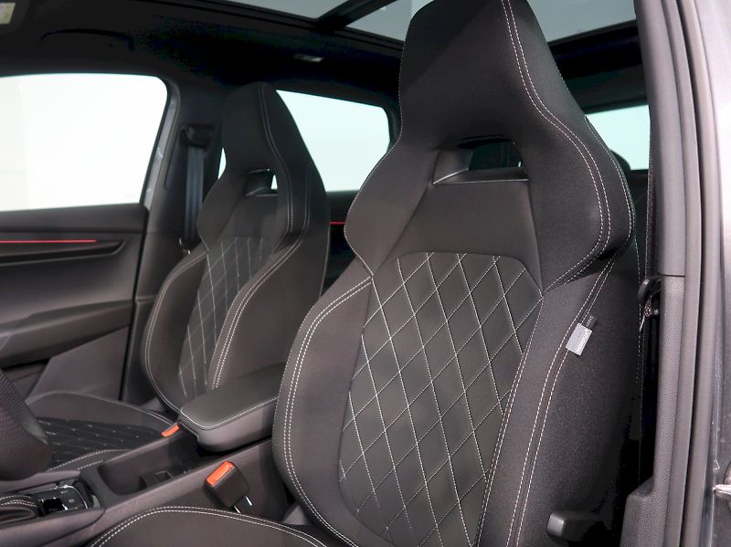 Škoda Karoq (2026) SPORTLINE 2.0TDI 110KW 4x4 DSG - fotka 14 z 46