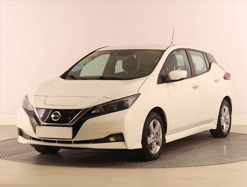 Nissan Leaf (2021) 40 kWh, SoH 91%, Automat - fotka 2 z 24