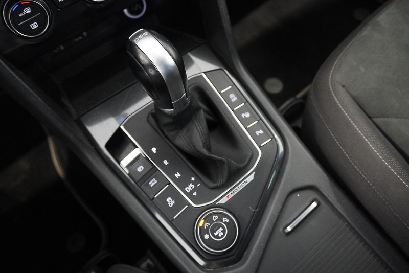Volkswagen Tiguan (2016) 2.0TDi - 140 kW HIGHLINE 4x4 - fotka 22 z 31