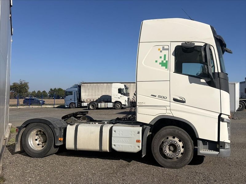 Volvo FH 500 4x2 Globetrotter - fotka 6 z 18