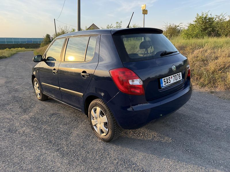 Škoda Fabia (2012) 1,2 TSi, 51kw, AC, STK 9/27 - fotka 2 z 10