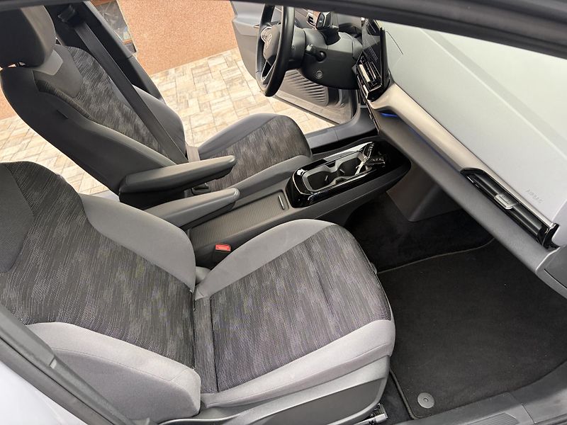 Volkswagen ID.4 (2023) PRO 77kwh, SOH 90%, 2023 - fotka 11 z 11
