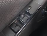 Nissan Navara (2011) 2.5 D, 4X4, Tempomat - náhled 15