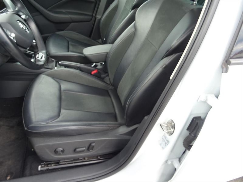 Škoda Kamiq 1,0 TSi 81 kW Business - fotka 19 z 37