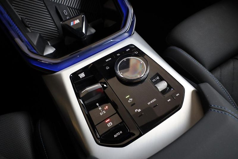 BMW X3 20 xDrive - fotka 10 z 26