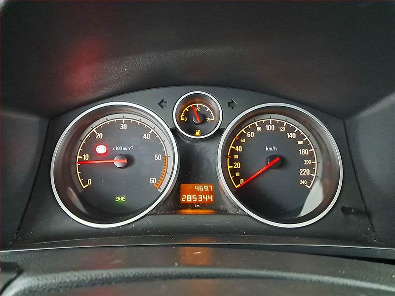 Opel Zafira (2008) 1.7 CDTI, 7 míst, Serv.kniha - fotka 11 z 19