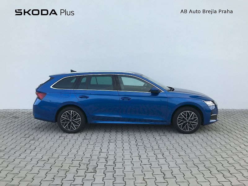 Škoda Octavia (2025) COMBI TOP SELECTION 2,0 TDI 11 - fotka 7 z 28