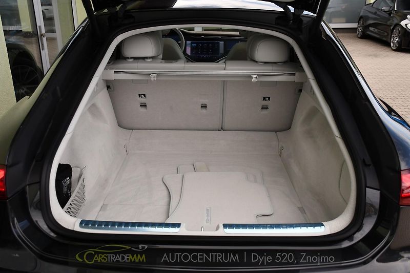 Mercedes-Benz EQS 580 4M HYPERSCREEN K360° 1M - fotka 51 z 59