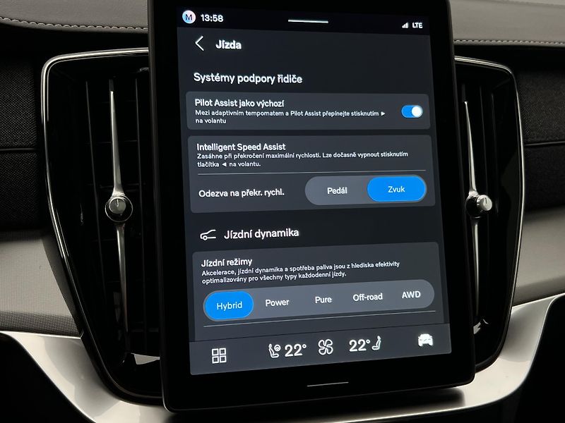 Volvo XC90 (2026) T8 AWD BLACK EDITION ULTRA - fotka 41 z 47