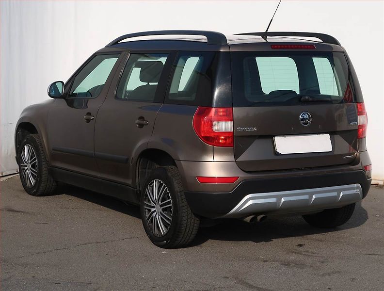 Škoda Yeti (2015) 1.6 TDI, Tempomat - fotka 4 z 17