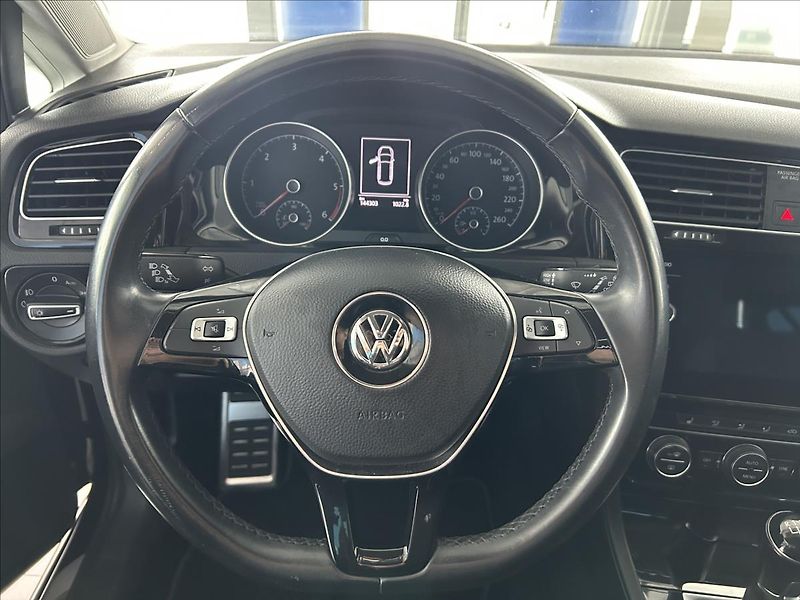 Volkswagen Golf 1,6   TDI 85kW,JOIN,TAŽNÉ,SERV - fotka 13 z 30