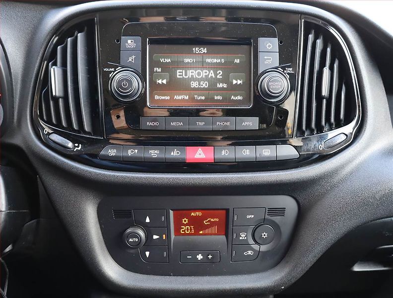 Fiat Dobló (2016) 1.6 MultiJet, 5Míst, SR - fotka 12 z 19