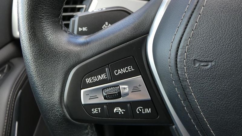BMW X5 xDrive 40i - fotka 11 z 22