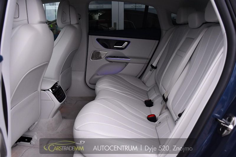 Mercedes-Benz EQE 350 4MATIC - fotka 13 z 56