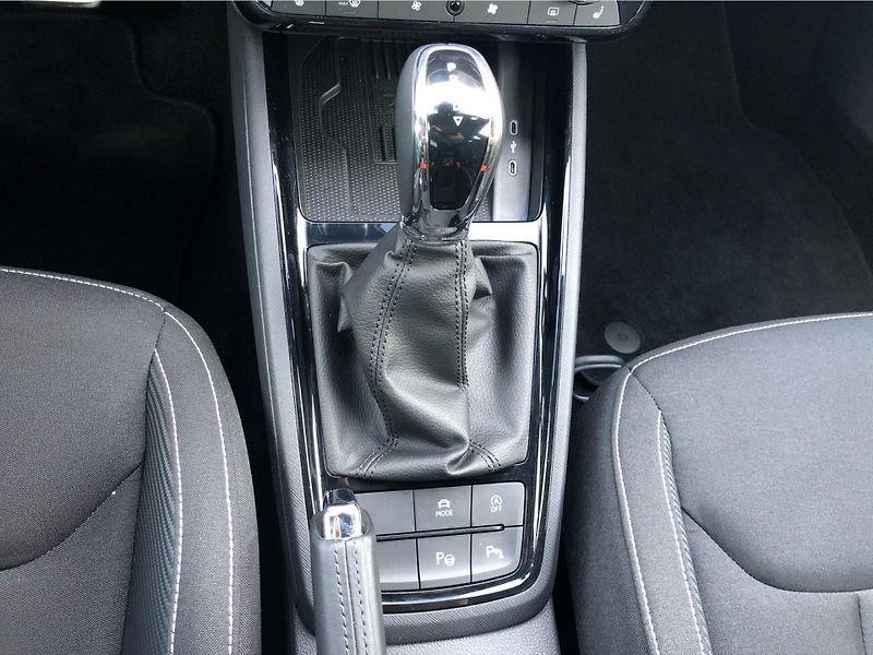 Škoda Scala 1.0 TSi DSG 7st. Monte Carlo - fotka 23 z 30