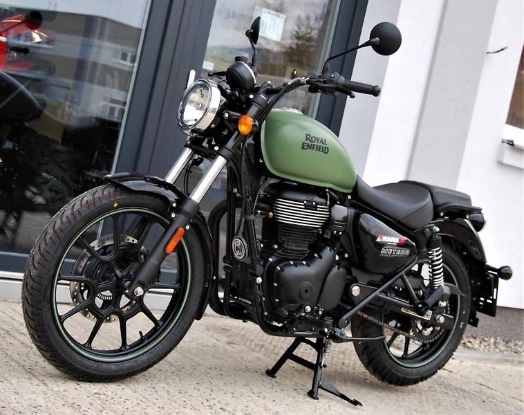 Royal Enfield Meteor 350 (2026) 350 Meteor GREEN - fotka 4 z 25