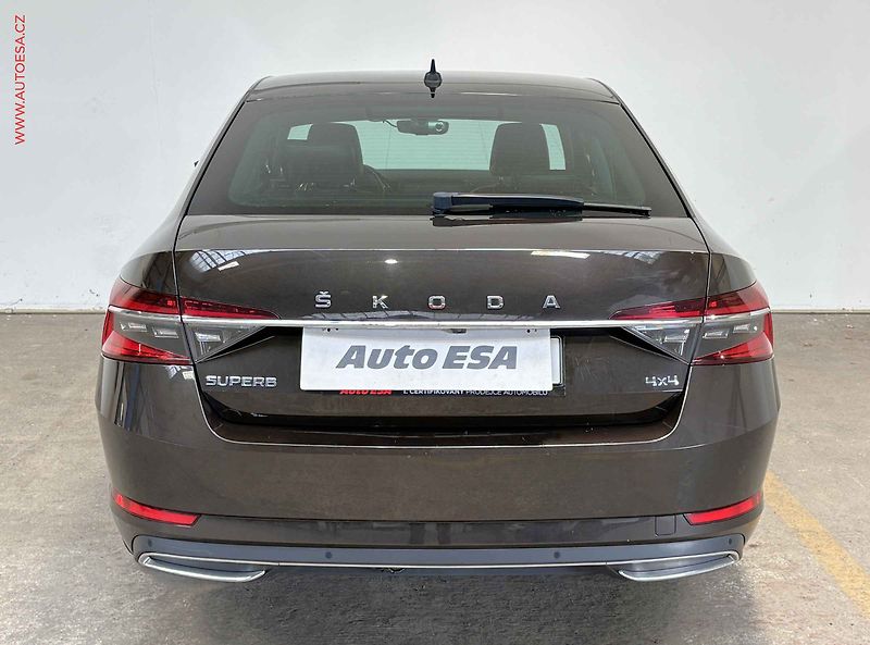 Škoda Superb (2019) 2.0 TDi 4x4, ČR, L&K, DSG - fotka 5 z 18