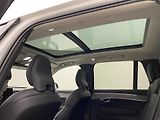 Volvo XC90 (2026) B5 AWD AUT DARK PLUS 7míst - náhled 20