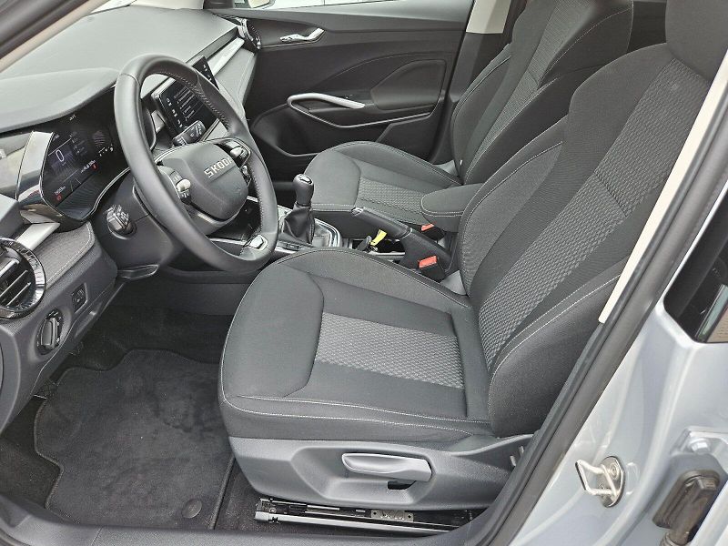 Škoda Fabia (2025) TOP SELECTION TSI 70/1.0 M5F - fotka 12 z 27