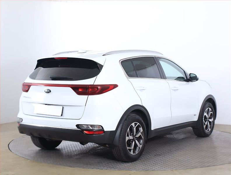 Kia Sportage (2019) Gold 1.6 T-GDI, 4X4 - fotka 5 z 17