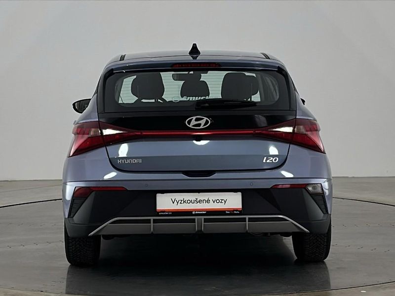 Hyundai i20 Hatchback 1,2i - fotka 17 z 27