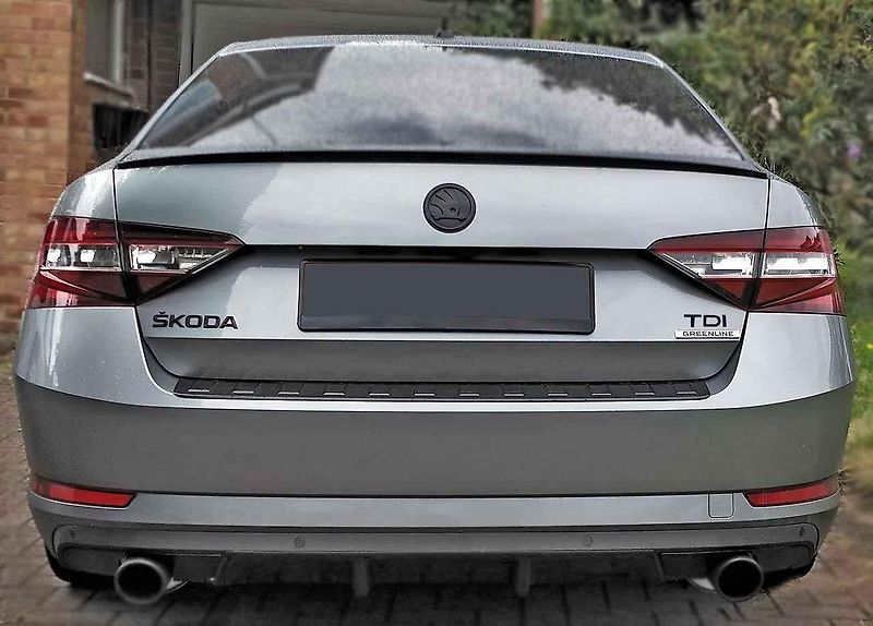 Škoda Superb jako příkladný sleeper.