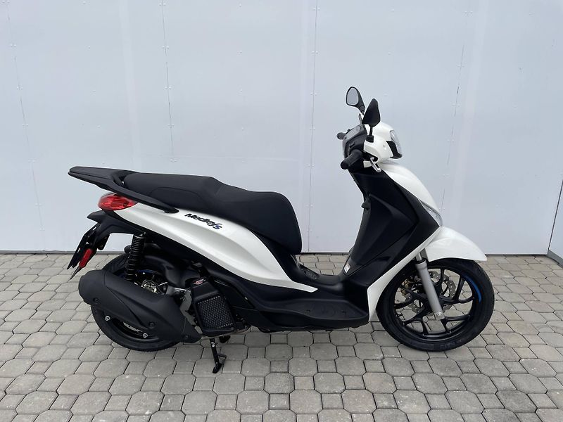 Piaggio (2026) Medley 125 S ABS EU5+ - fotka 2 z 10