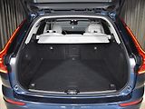 Volvo XC60 2,0 B4 AWD Plus dark Bezklíč - náhled 10