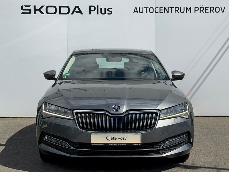 Škoda Superb (2022) 2.0 TDI 147kW 4x4 DSG Style - fotka 4 z 35