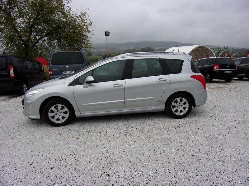 Peugeot 308 sw 1.6 - fotka 9 z 19