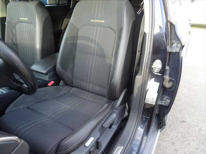 Volkswagen Passat 2,0 TDi 140kW 4x4 - fotka 25 z 26