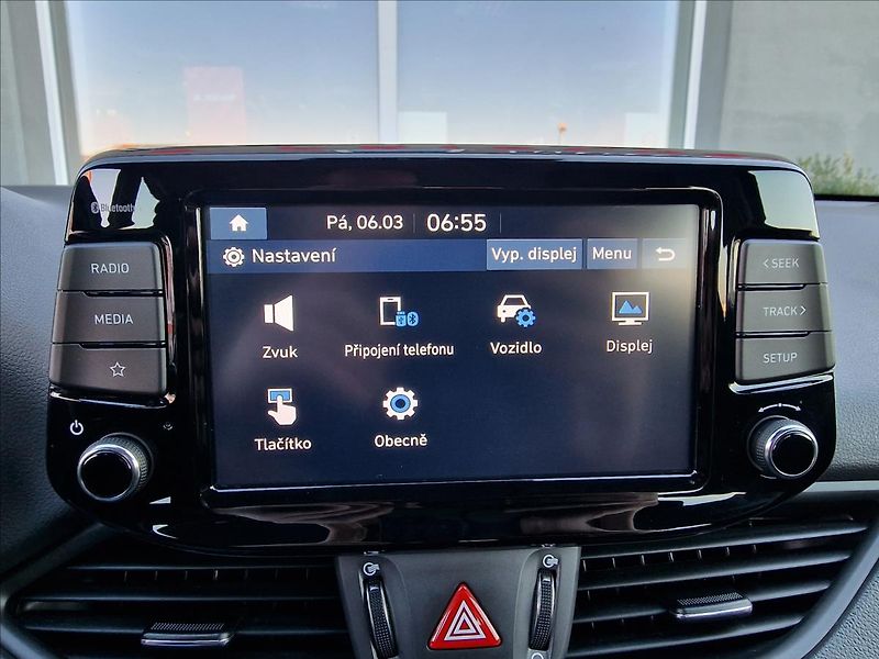 Hyundai i30 1.6CRDi Comfort,ČR,1.Majitel - fotka 28 z 50