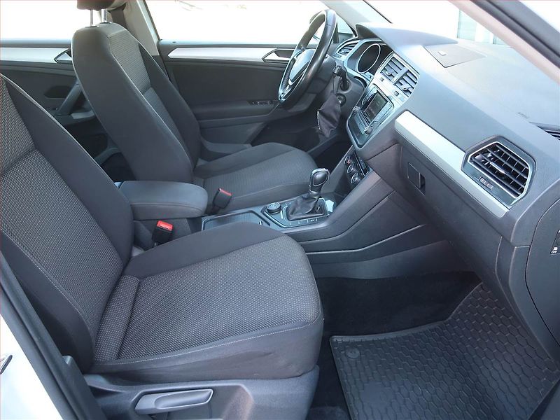 Volkswagen Tiguan (2016) 1.4 TSI, Automat - fotka 9 z 16