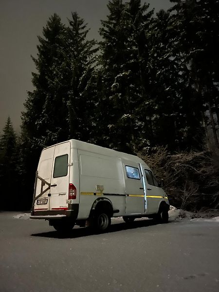 Mercedes-Benz Sprinter (2006) Obytná dodávka, 4x4, 95kw - fotka 11 z 11