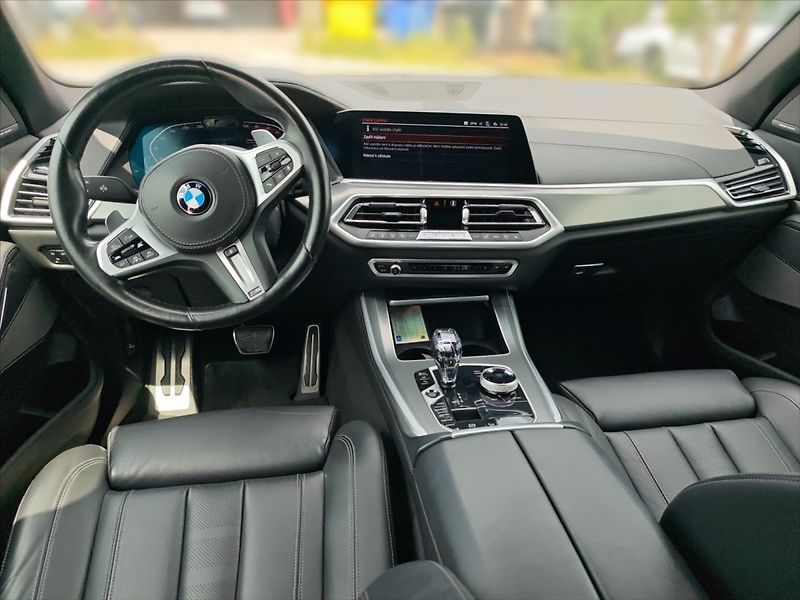 BMW X5 3,0 xDrive 40D AT - fotka 8 z 11