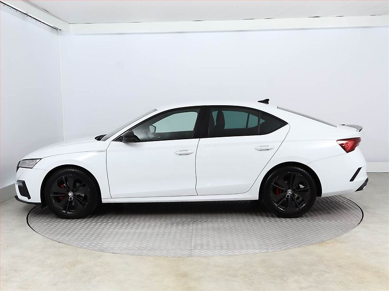 Škoda Octavia (2024) RS 2.0 TDI 4x4 - fotka 3 z 15