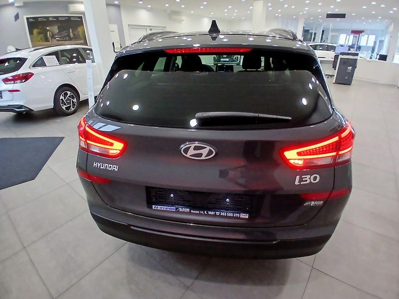 Hyundai i30 (2026) 1.0 T-GDI GO Czech! - fotka 6 z 16