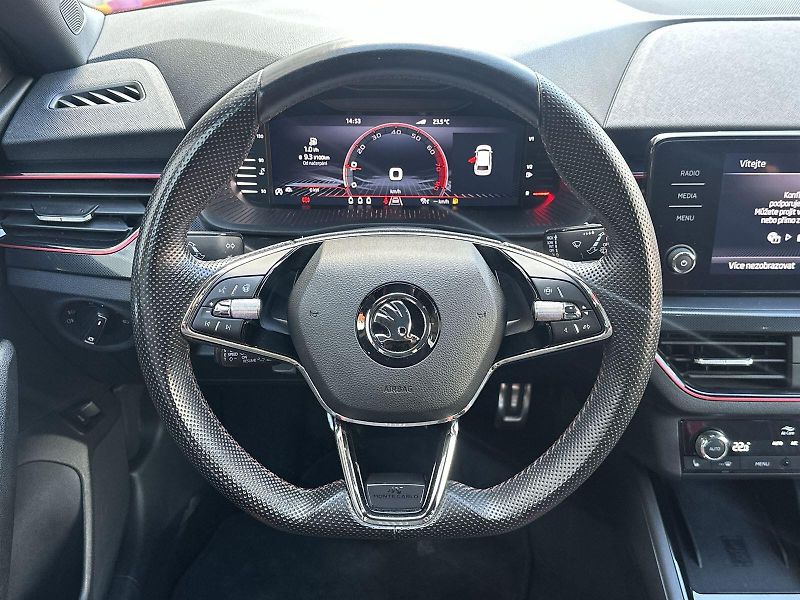 Škoda Scala (2022) 1.5 TSI Monte Carlo - fotka 10 z 30