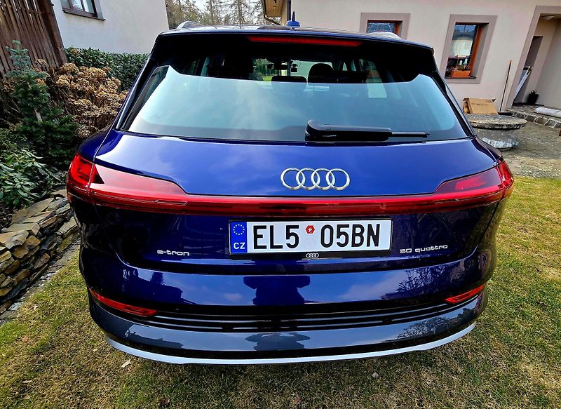 Audi e-tron /230kW - fotka 2 z 14