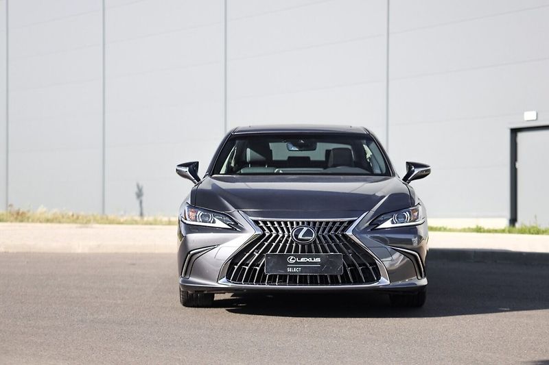 Lexus ES 300h 300H 2,5 HEV LIMITED EDITION - fotka 3 z 26