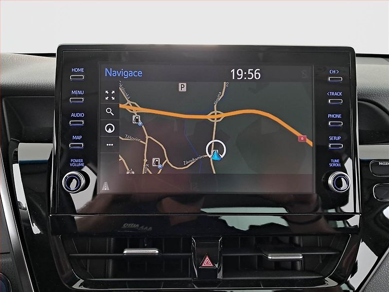 Toyota Camry (2023) Executive 2.5 Hybrid - fotka 13 z 19