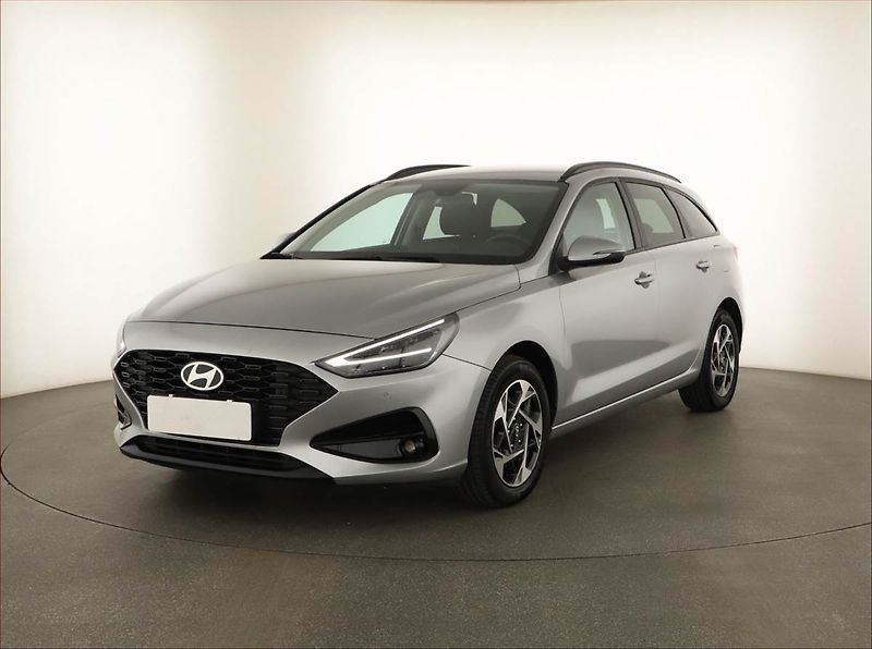 Hyundai i30 (2025) Smart 1.5 DPI, ČR,1.maj - fotka 2 z 15