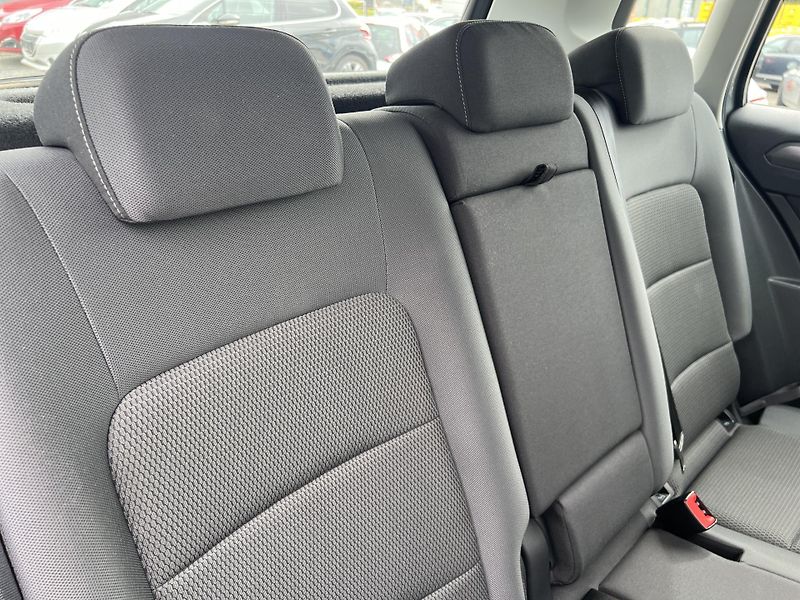 Volkswagen Golf Sportsvan 1.5TSi 96kw KLIMA TAŽNÉ  - fotka 30 z 46